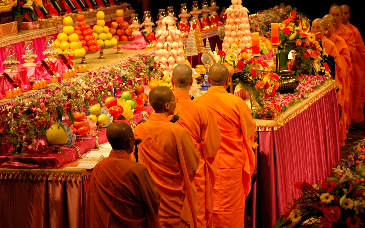 Aussie LGBTIQ+ Buddhists feel pressure to hide their identities